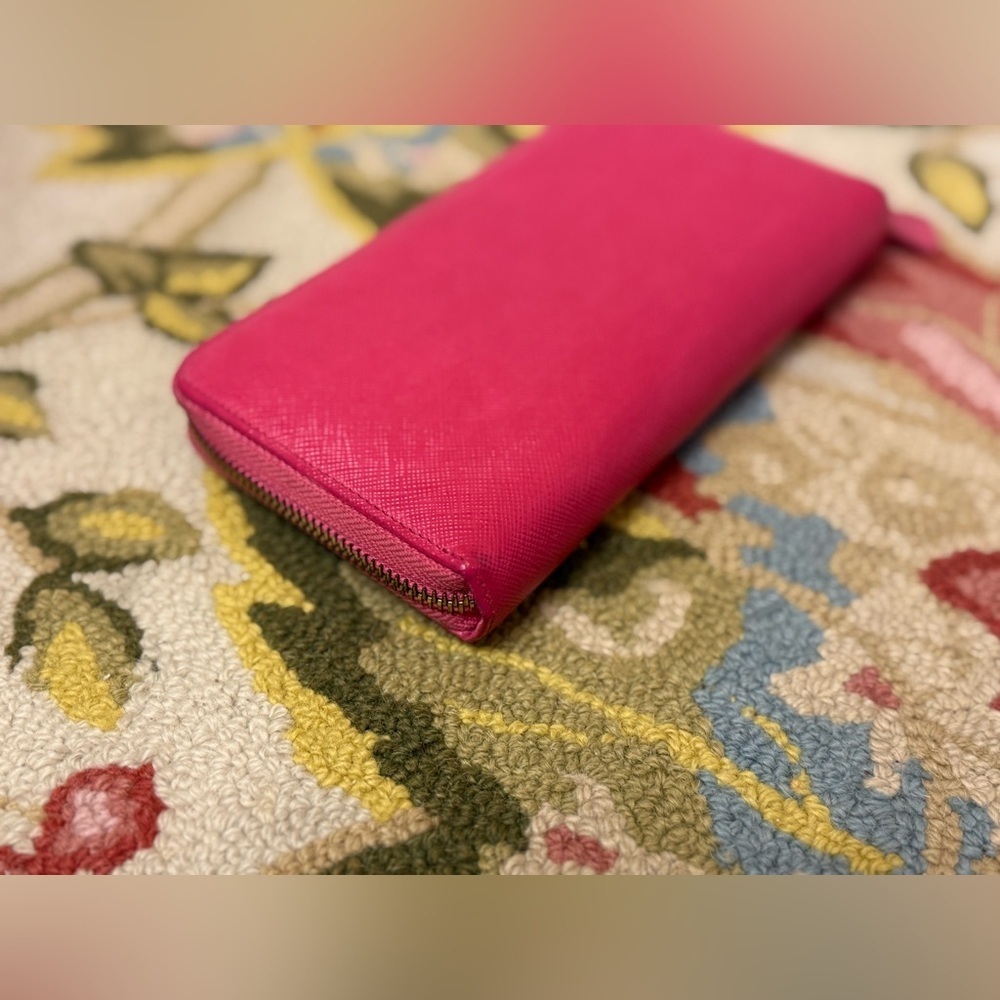 PRADA Saffiano Lux Leather Barbie Peonia Pink Continental Zip-Around Wallet - Picture 9 of 16